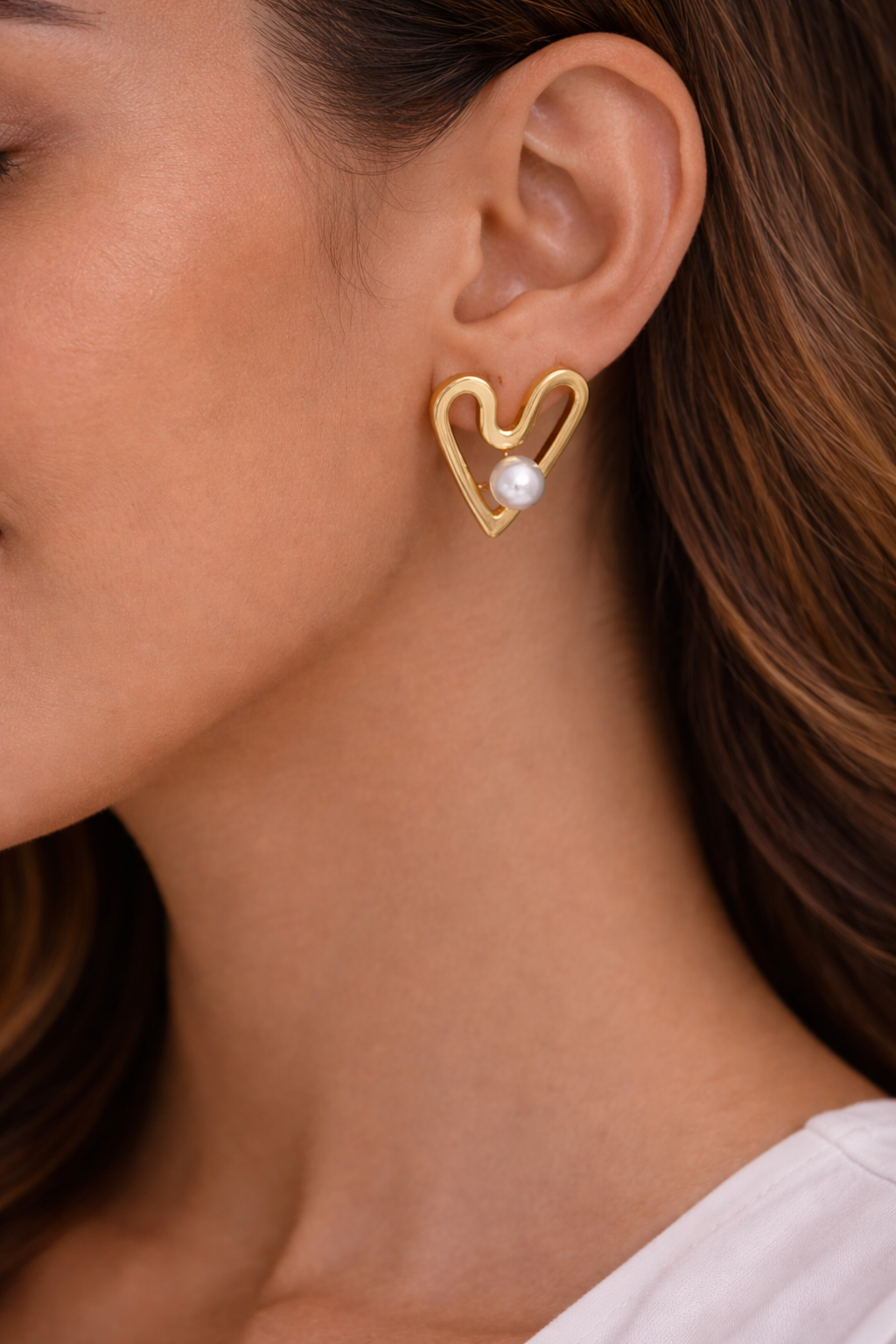 Hollow Heart Pearl Studs